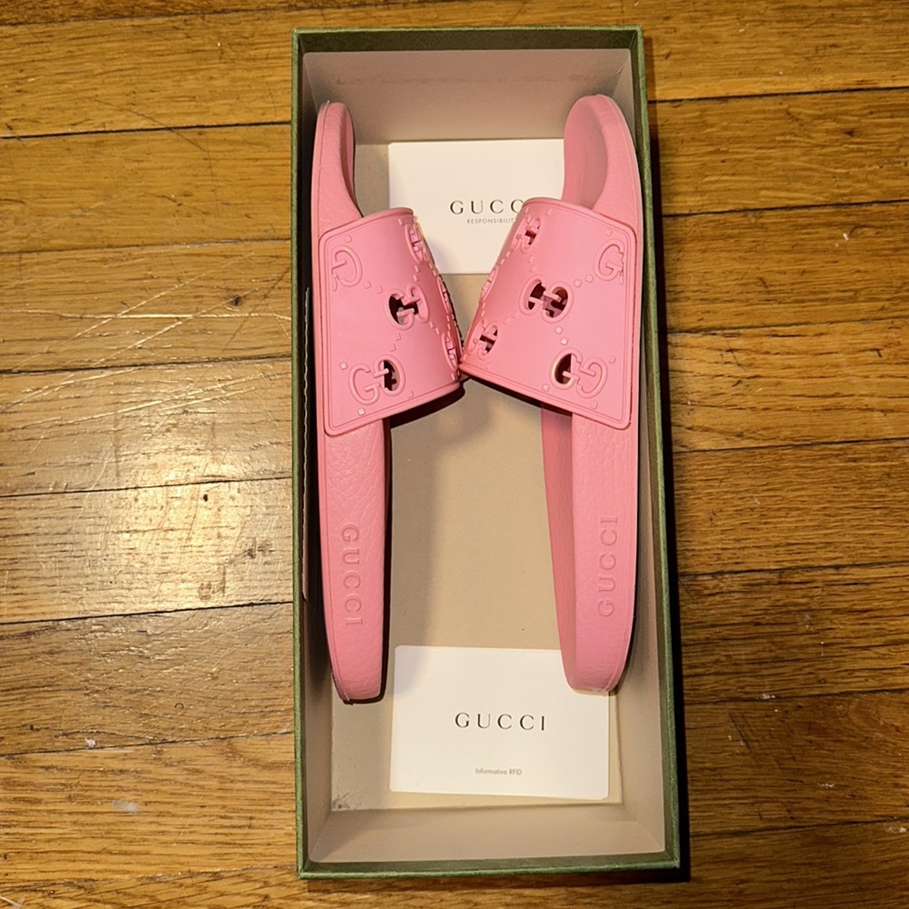 GUCCI SLIDES - Picture 3 of 3